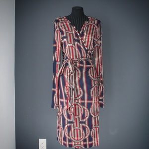 Stunning DVF-style classic dress
